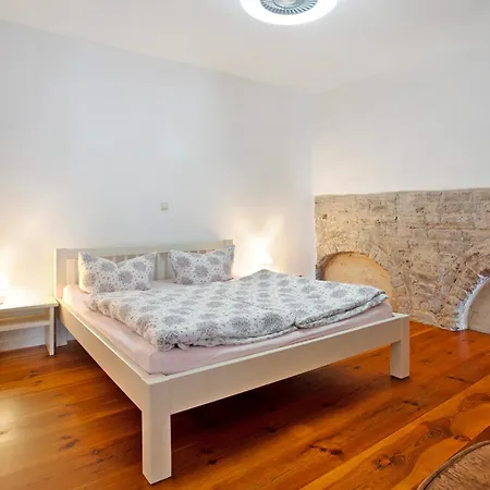 Alte Seifensiederei 3 *